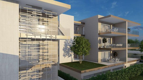 appartamento in vendita a Desenzano del Garda in zona Rivoltella