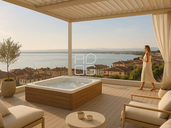 appartamento in vendita a Desenzano del Garda