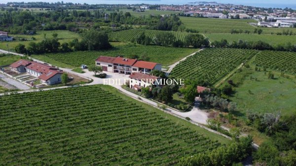 appartamento in vendita a Desenzano del Garda in zona Rivoltella