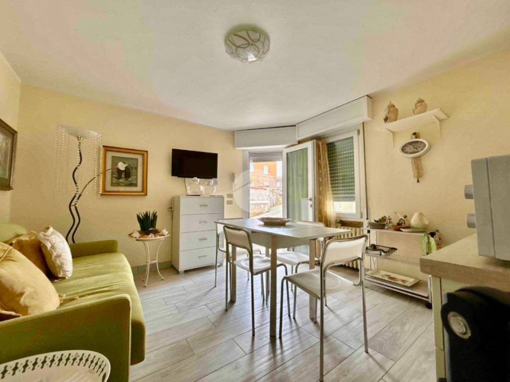 appartamento in vendita a Desenzano del Garda