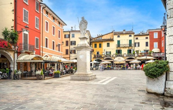 appartamento in vendita a Desenzano del Garda