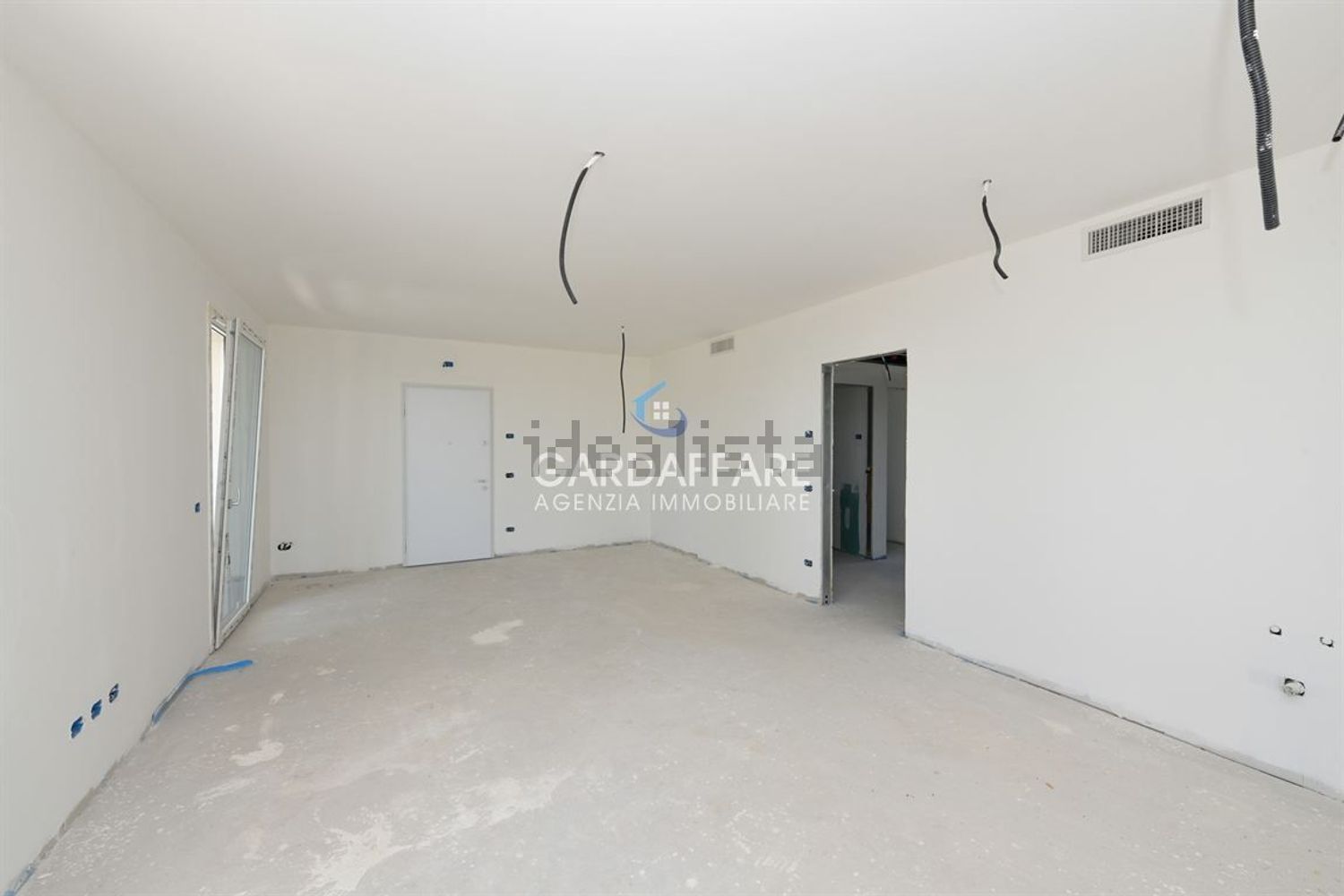 appartamento in vendita a Desenzano del Garda in zona Rivoltella