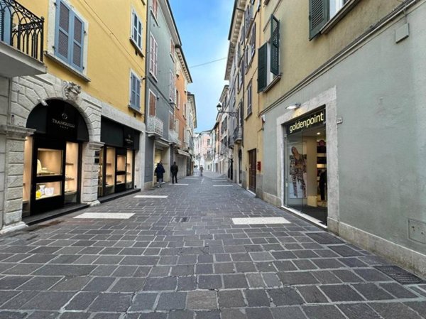 appartamento in vendita a Desenzano del Garda