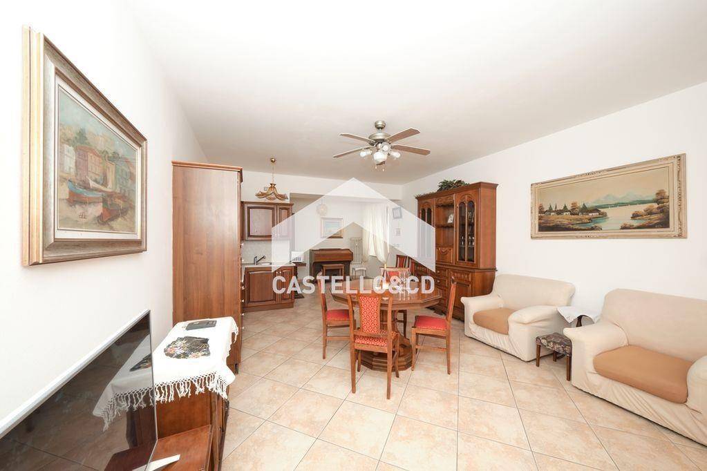 appartamento in vendita a Desenzano del Garda