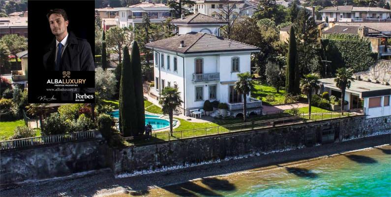 casa indipendente in vendita a Desenzano del Garda