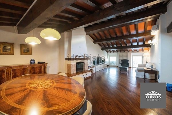 appartamento in vendita a Desenzano del Garda