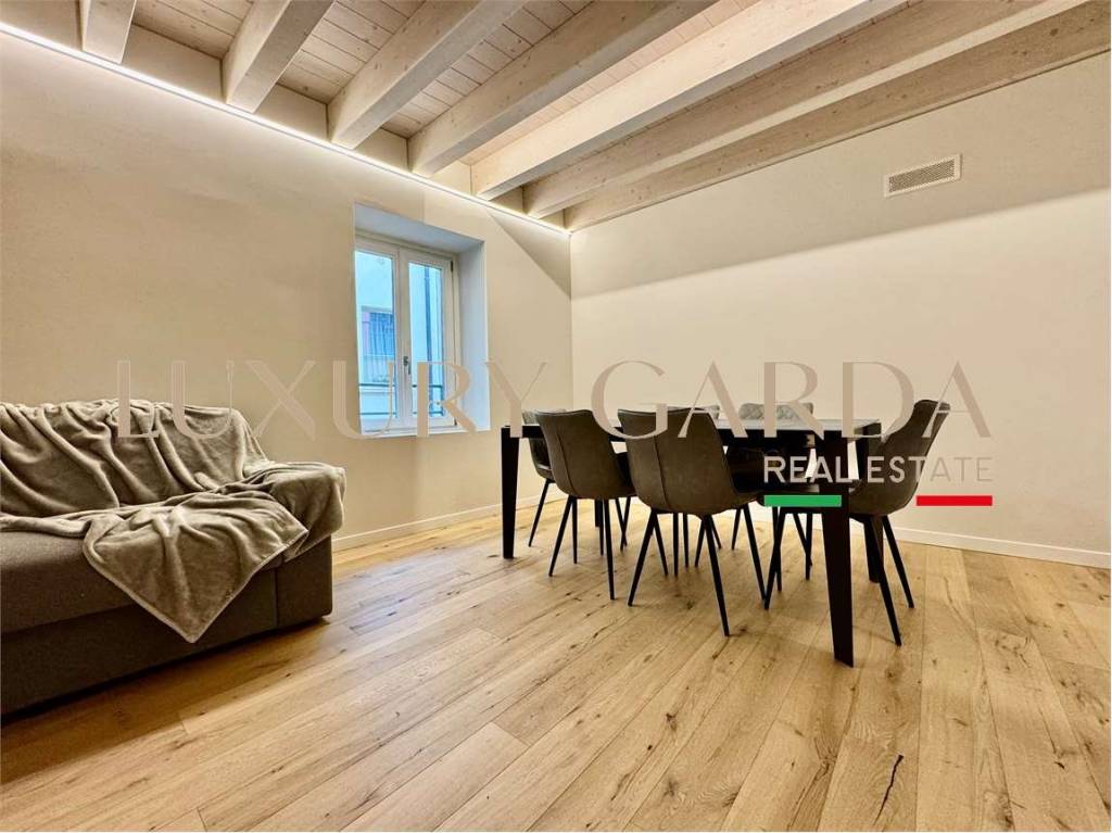 appartamento in vendita a Desenzano del Garda