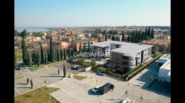 appartamento in vendita a Desenzano del Garda