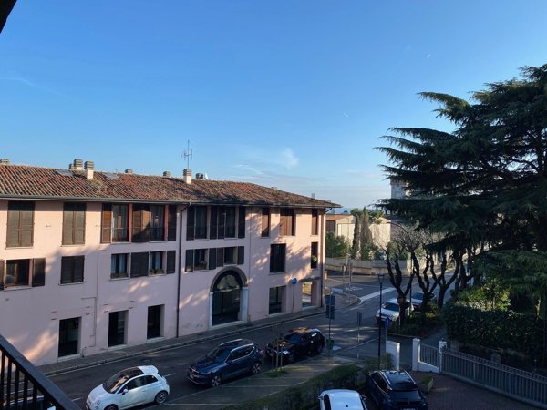 appartamento in vendita a Desenzano del Garda