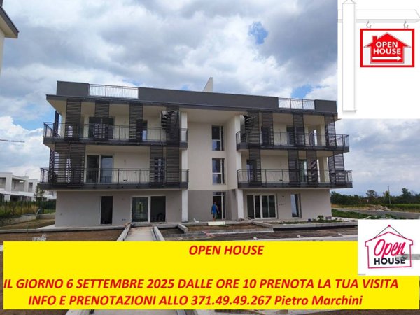 appartamento in vendita a Desenzano del Garda in zona Rivoltella