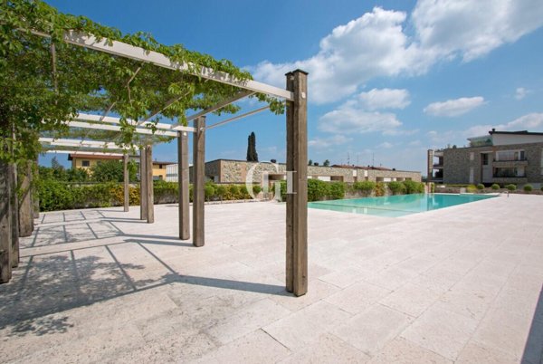 appartamento in vendita a Desenzano del Garda