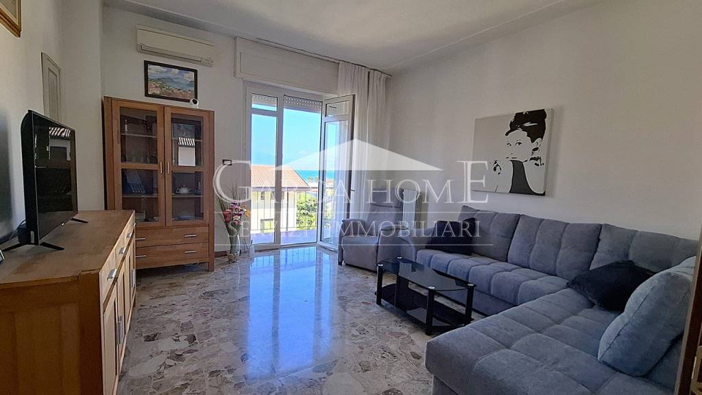 appartamento in vendita a Desenzano del Garda