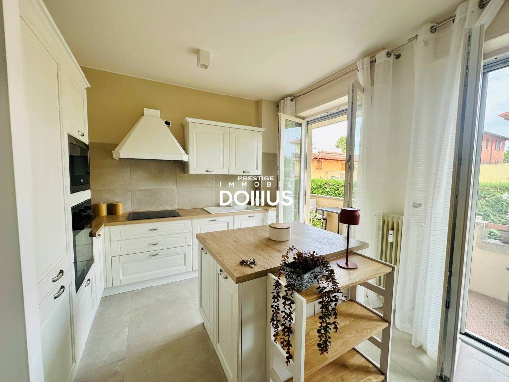 appartamento in vendita a Desenzano del Garda