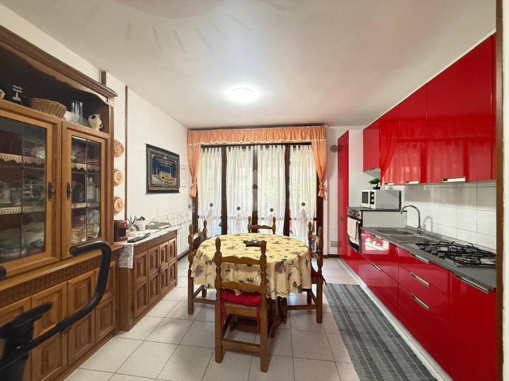 appartamento in vendita a Desenzano del Garda