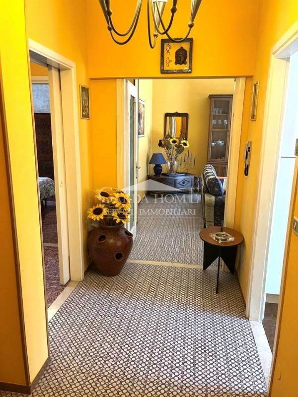 appartamento in vendita a Desenzano del Garda