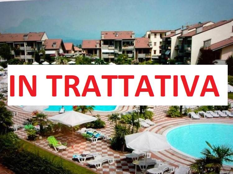 appartamento in vendita a Desenzano del Garda in zona Rivoltella