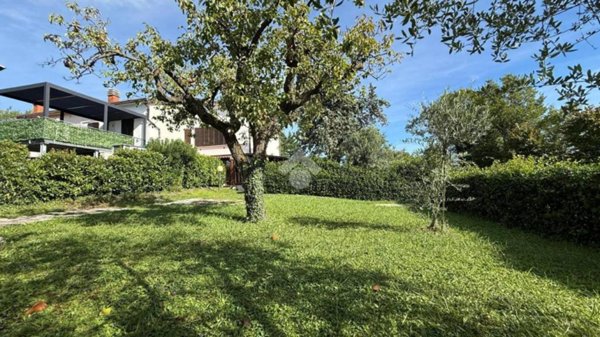 appartamento a Desenzano del Garda in zona San Martino della Battaglia