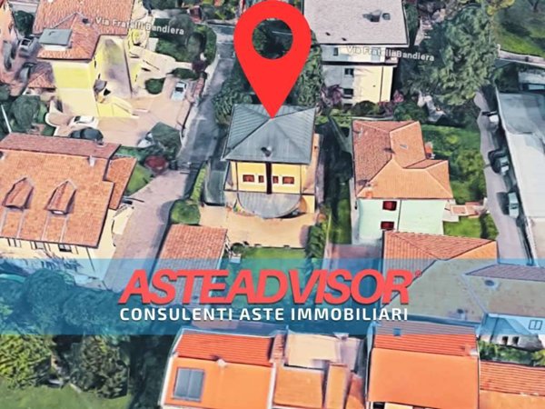 casa indipendente in vendita a Desenzano del Garda