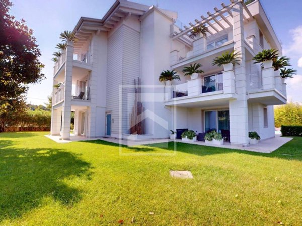 appartamento in vendita a Desenzano del Garda
