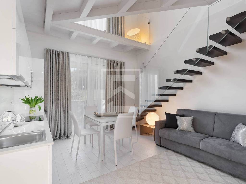 appartamento in vendita a Desenzano del Garda