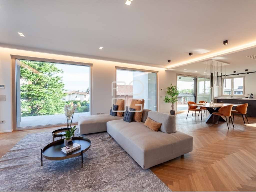 appartamento in vendita a Desenzano del Garda