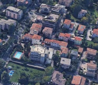casa indipendente in vendita a Desenzano del Garda