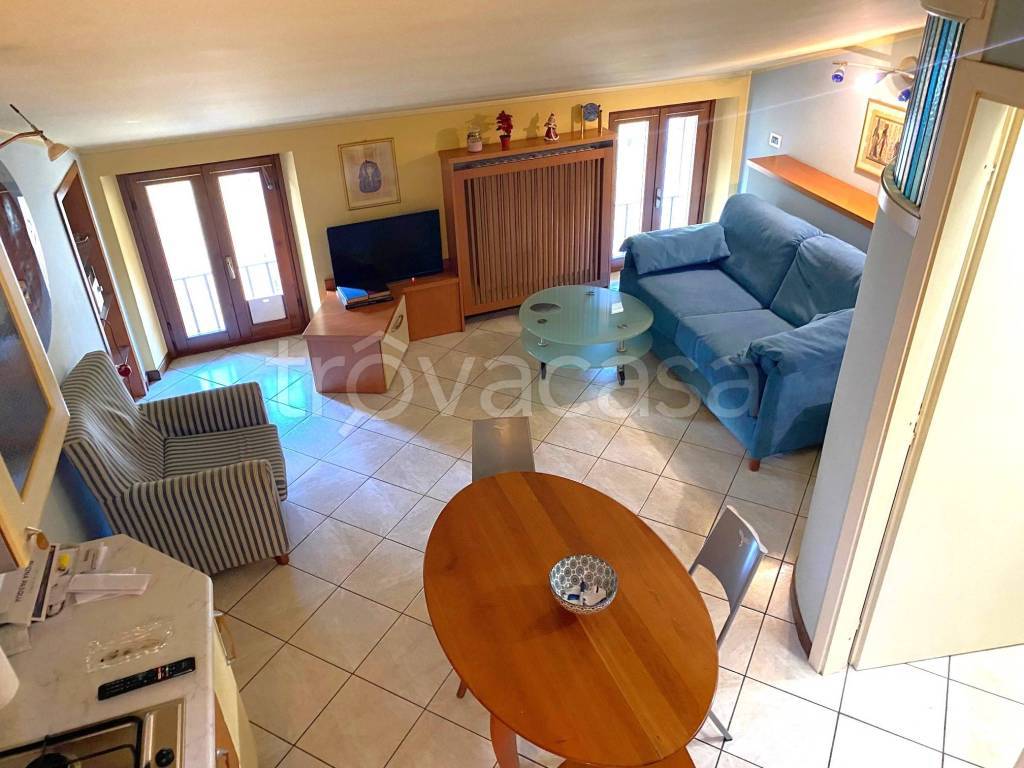 appartamento in vendita a Desenzano del Garda