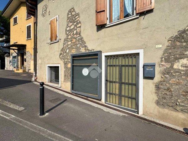 negozio in vendita a Desenzano del Garda