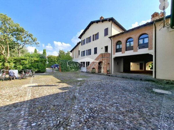 appartamento in vendita a Desenzano del Garda