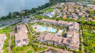 appartamento in vendita a Desenzano del Garda in zona Rivoltella