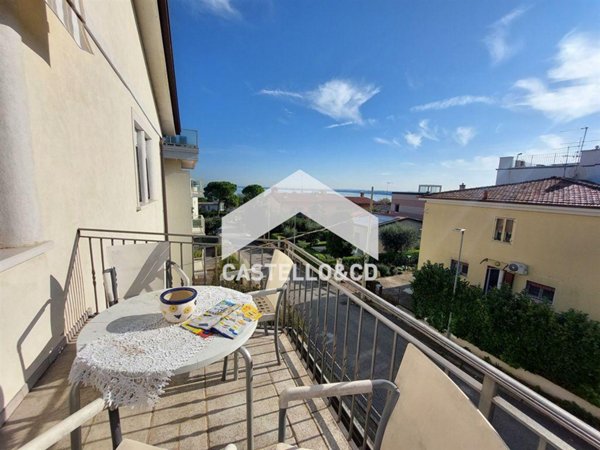 casa indipendente in vendita a Desenzano del Garda