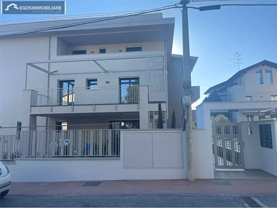 appartamento in vendita a Desenzano del Garda