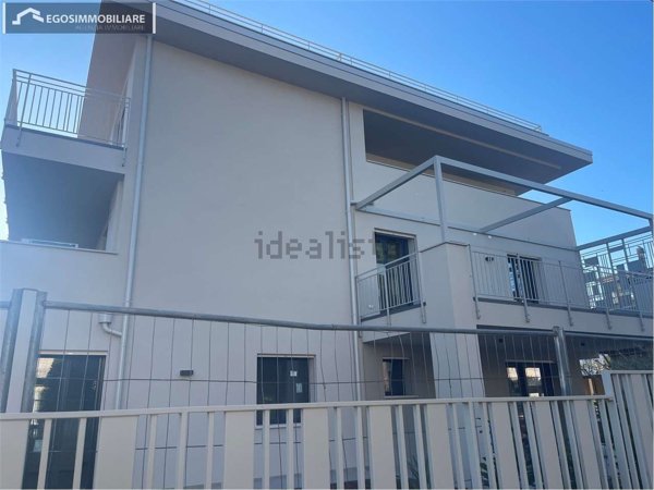 appartamento in vendita a Desenzano del Garda