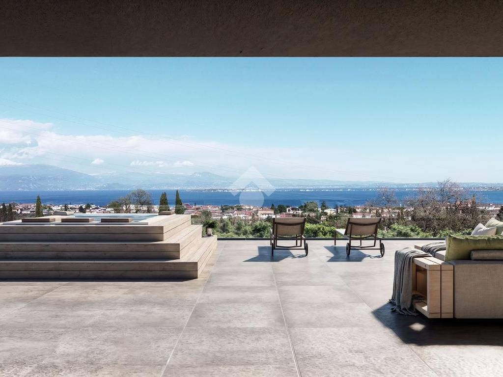 appartamento in vendita a Desenzano del Garda