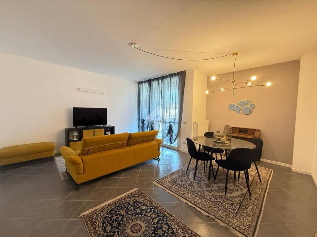 appartamento in vendita a Desenzano del Garda