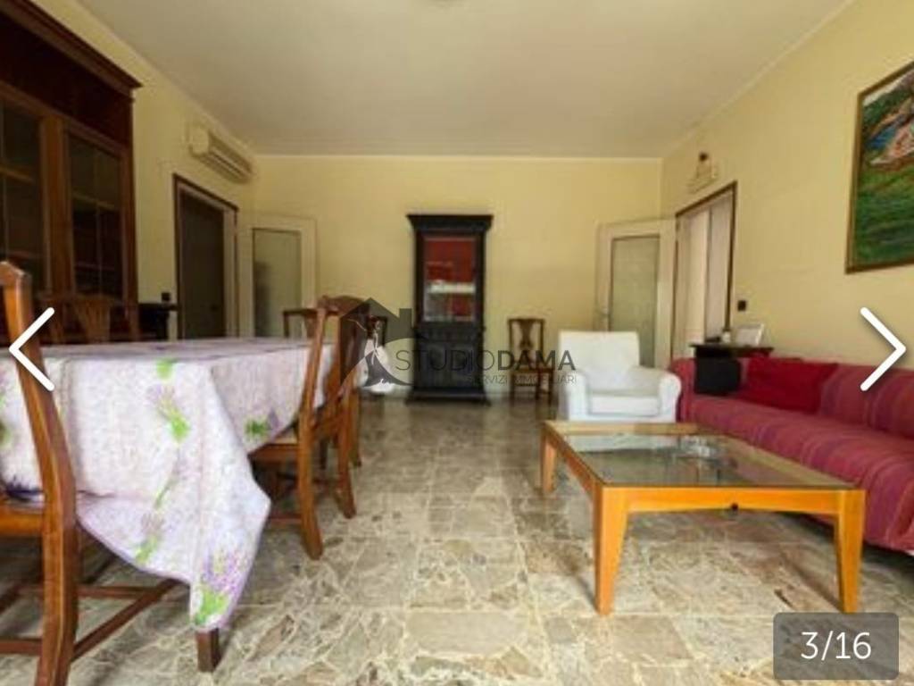 casa indipendente in vendita a Desenzano del Garda