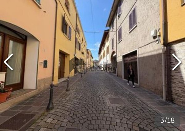 appartamento in vendita a Desenzano del Garda in zona Rivoltella