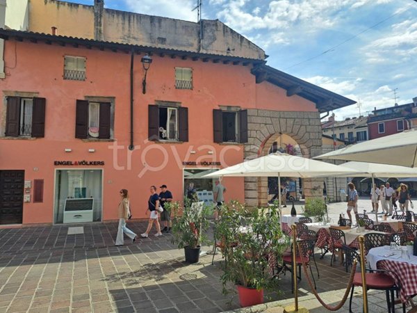 appartamento in vendita a Desenzano del Garda