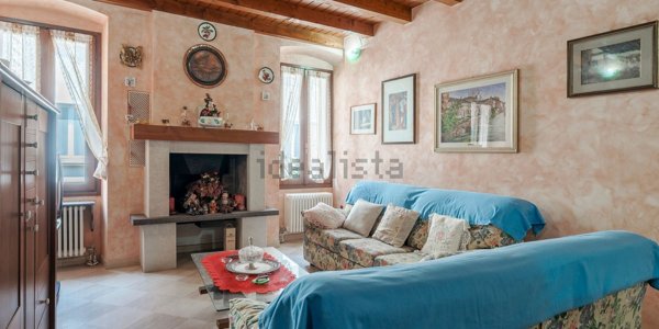 appartamento in vendita a Desenzano del Garda in zona Rivoltella