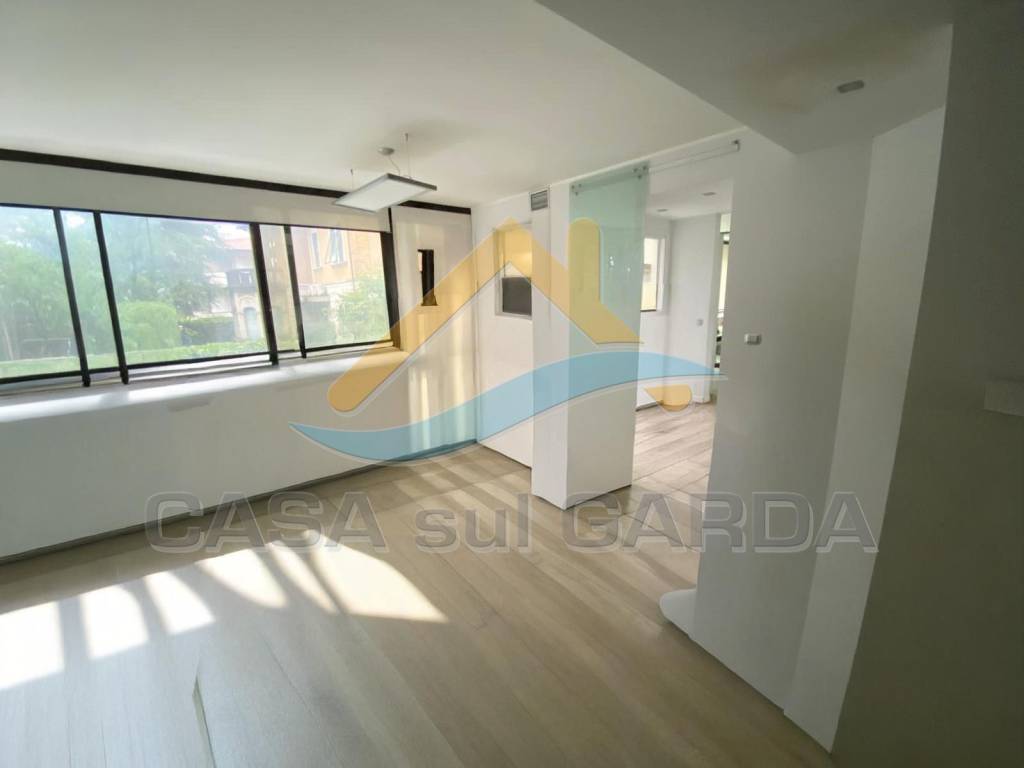 appartamento in vendita a Desenzano del Garda
