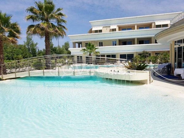appartamento in vendita a Desenzano del Garda in zona Rivoltella