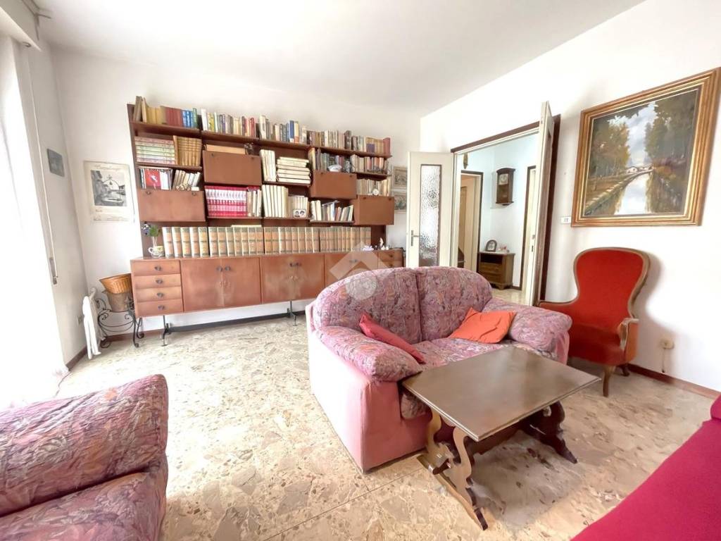 appartamento in vendita a Desenzano del Garda
