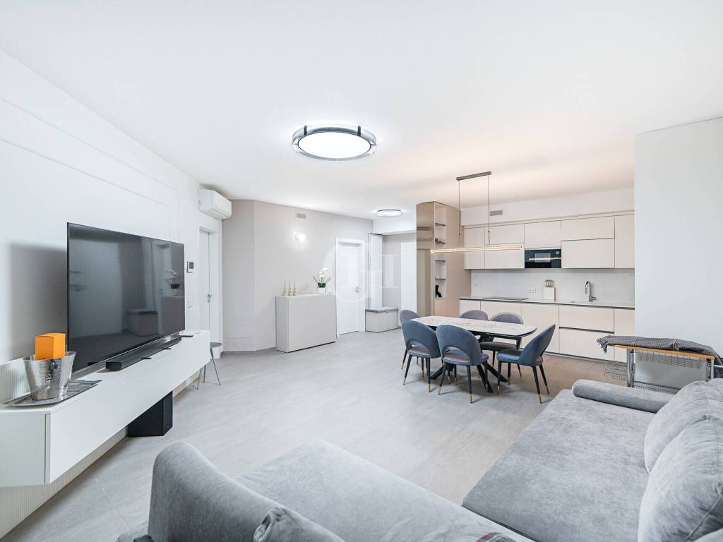 appartamento in vendita a Desenzano del Garda