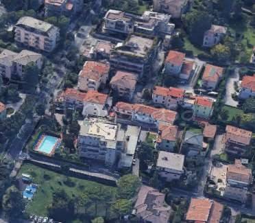 casa indipendente in vendita a Desenzano del Garda
