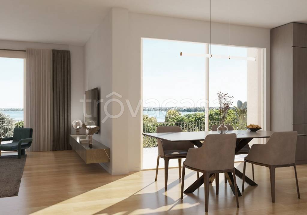 appartamento in vendita a Desenzano del Garda