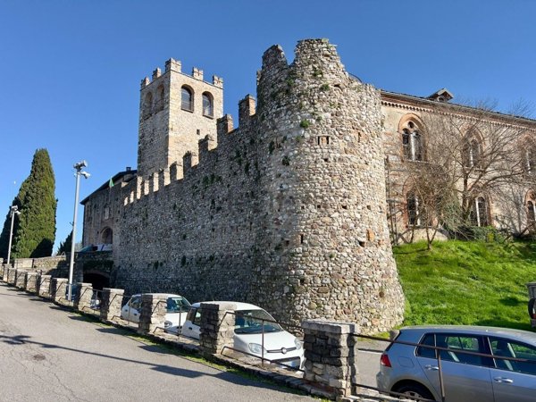 appartamento in vendita a Desenzano del Garda