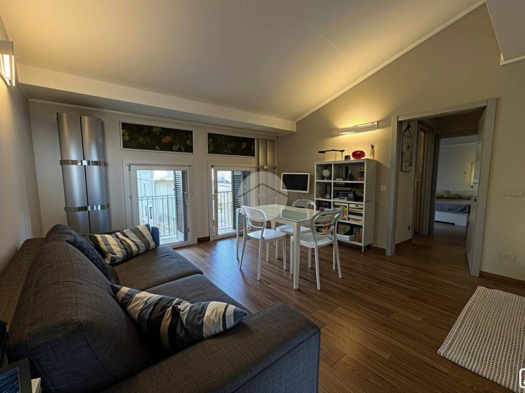 appartamento in vendita a Desenzano del Garda