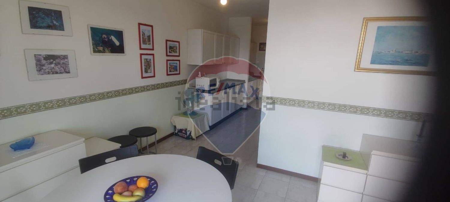 appartamento in vendita a Desenzano del Garda in zona Rivoltella