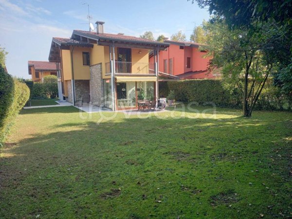 casa indipendente in vendita a Desenzano del Garda