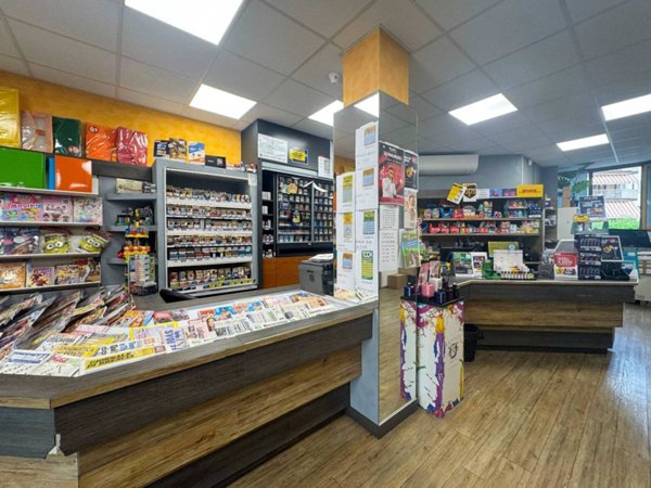 negozio in vendita a Desenzano del Garda